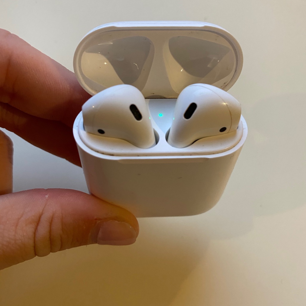Apple Airpods
